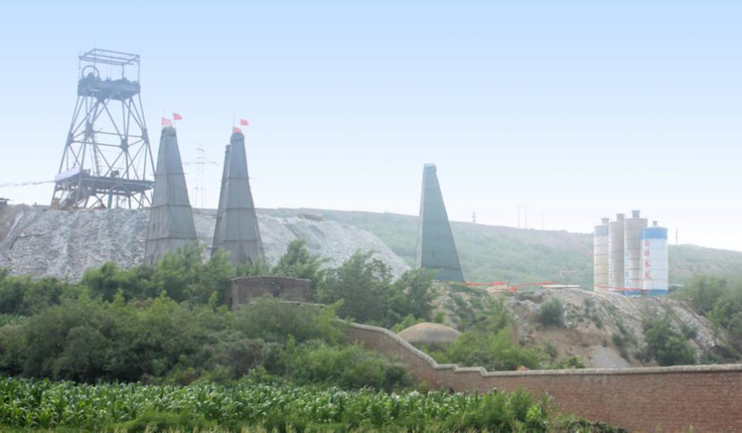 32.河北邯鄲南李莊鐵礦主井地表預(yù)注漿工程.jpg